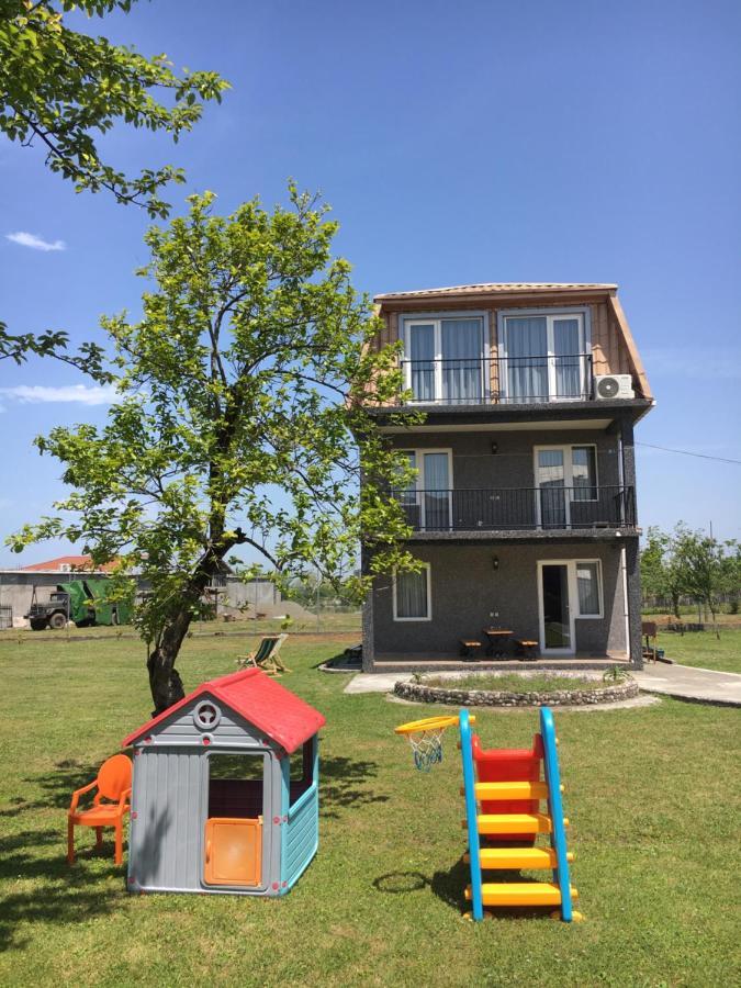 Дом На Пляже Black Sea House Kobuleti Esterno foto